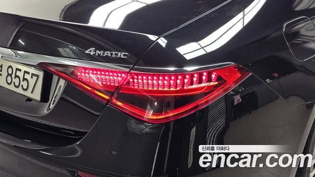 Mercedes-Benz S-Class 2022 — photo 9