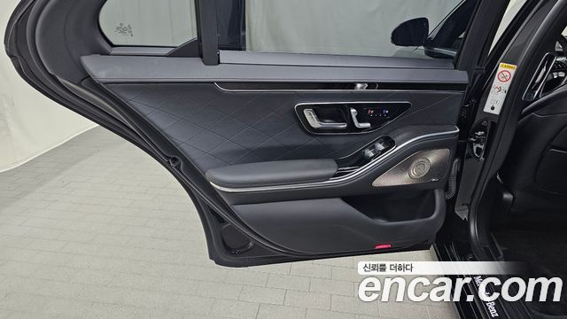 Mercedes-Benz S-Class 2022 — photo 15