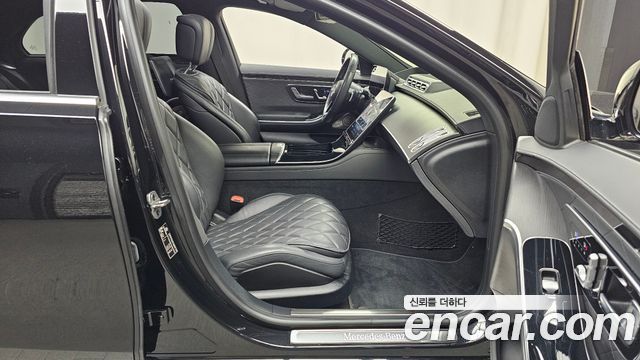 Mercedes-Benz S-Class 2022 — photo 16