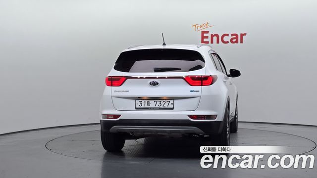 Kia Sportage 2018 — photo 4