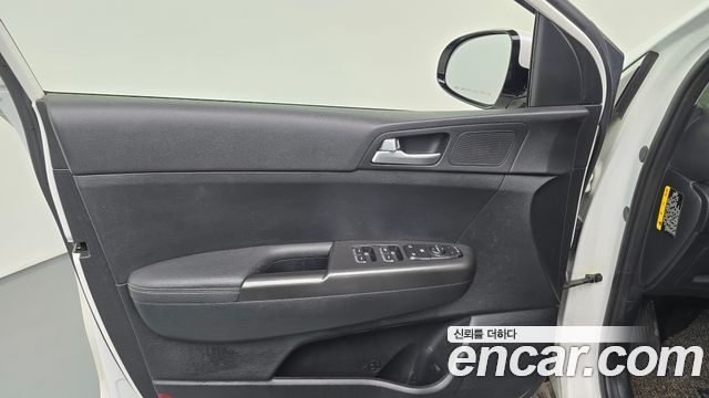 Kia Sportage 2018 — photo 14