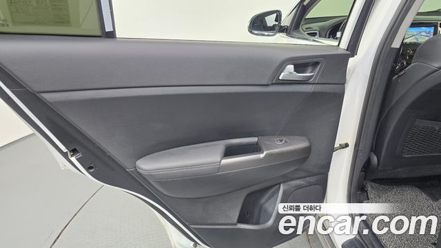 Kia Sportage 2018 — photo 15