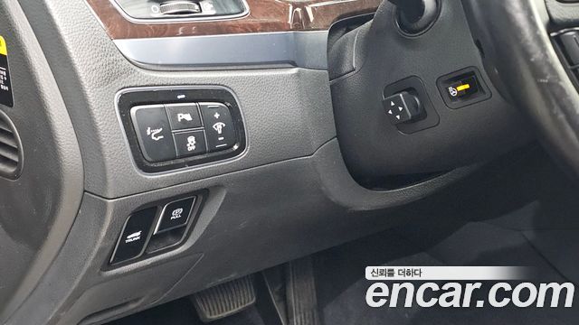 Hyundai Equus 2015 — photo 12