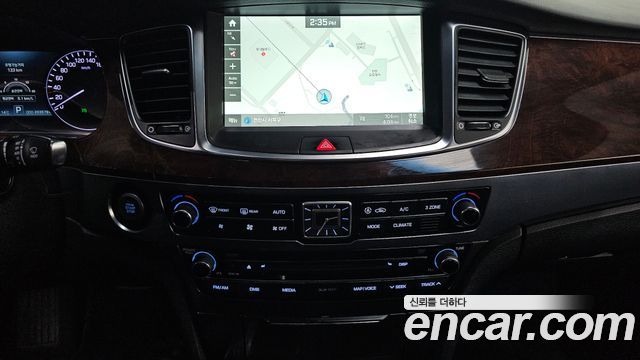 Hyundai Equus 2015 — photo 14