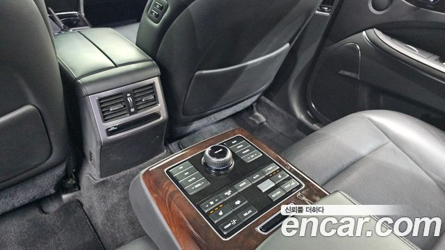 Hyundai Equus 2015 — photo 19