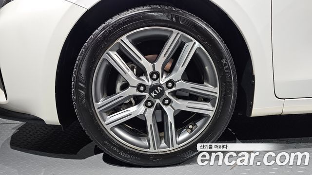 Kia K3 2020 — photo 5