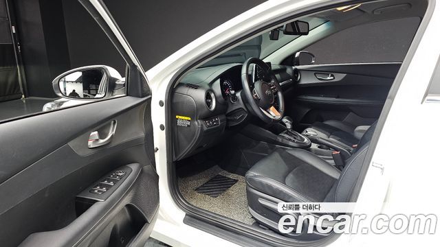 Kia K3 2020 — photo 13