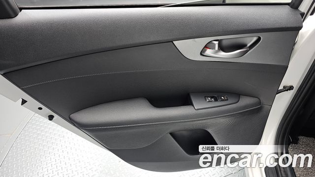 Kia K3 2020 — photo 15