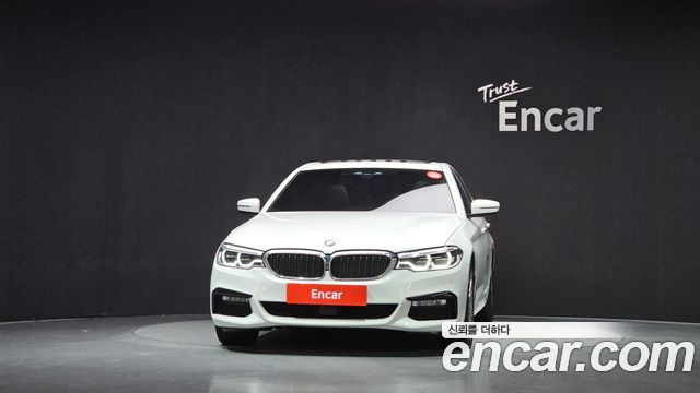BMW 5-Series 2018 — photo 3