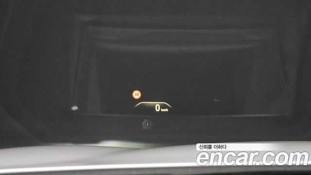 BMW 5-Series 2018 — photo 15