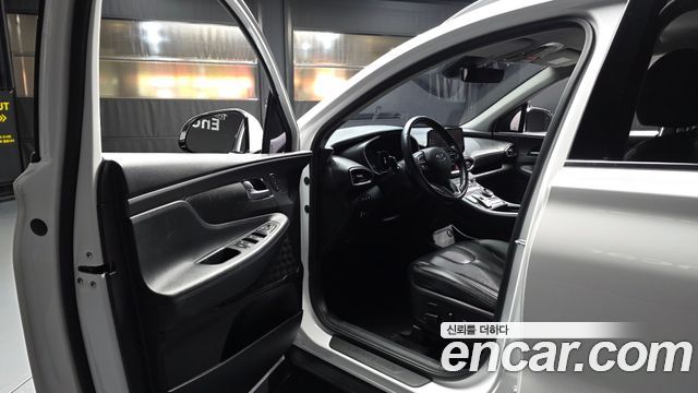 Hyundai Santafe 2021 — photo 13