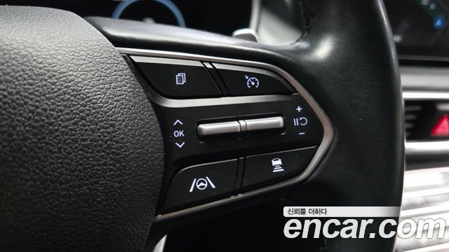 Hyundai Santafe 2021 — photo 31
