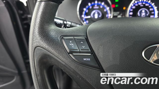 Hyundai Sonata 2012 — photo 25