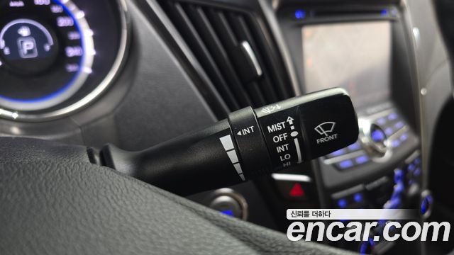 Hyundai Sonata 2012 — photo 28