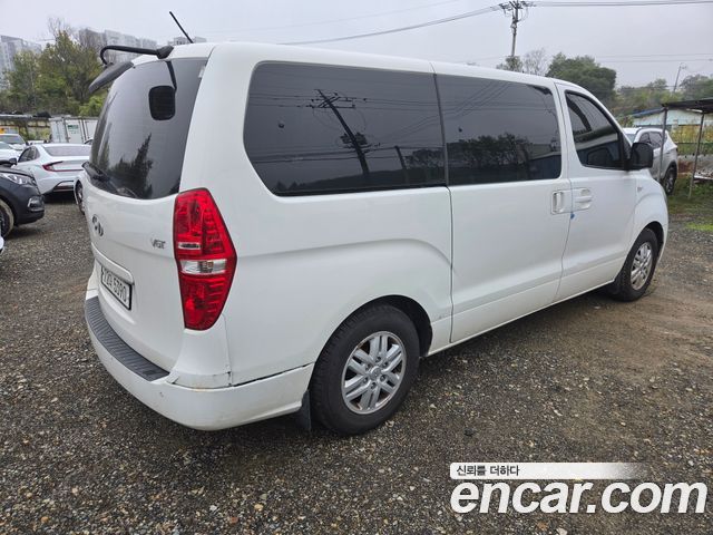 Hyundai Starex 2017 — photo 3