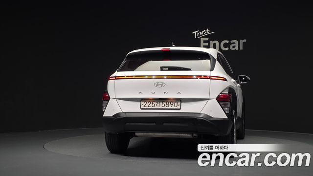 Hyundai Kona 2023 — photo 4
