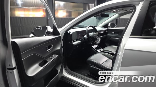 Hyundai Kona 2023 — photo 13