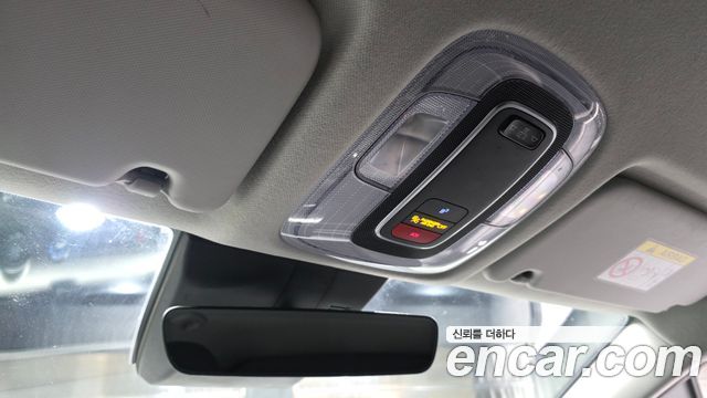 Hyundai Kona 2023 — photo 24