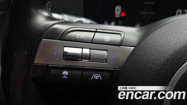 Hyundai Kona 2023 — photo 25