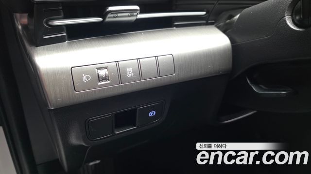 Hyundai Kona 2023 — photo 28