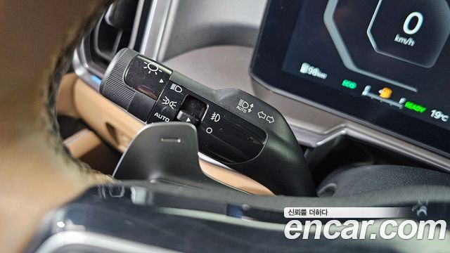 Kia Sorento 2024 — photo 29