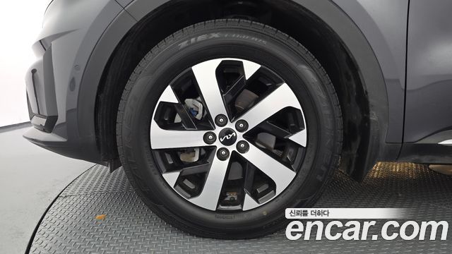 Kia Sorento 2023 — photo 5