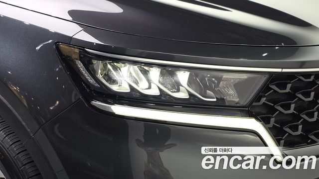 Kia Sorento 2023 — photo 8