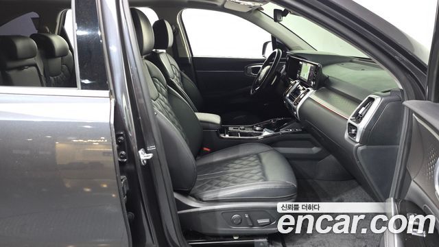 Kia Sorento 2023 — photo 16