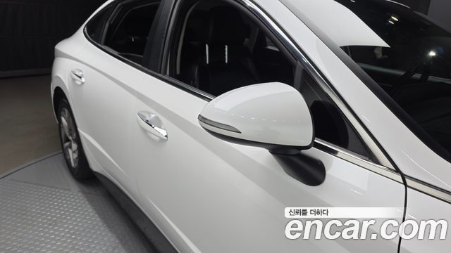 Hyundai Sonata 2021 — photo 30
