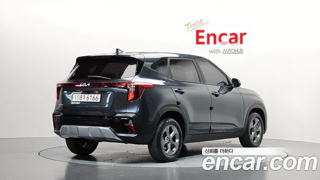 Kia Seltos 2023 — photo 2