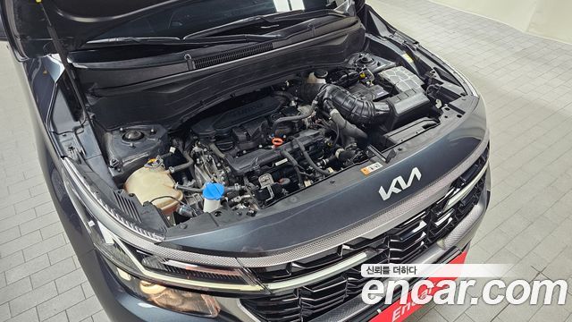 Kia Seltos 2023 — photo 6