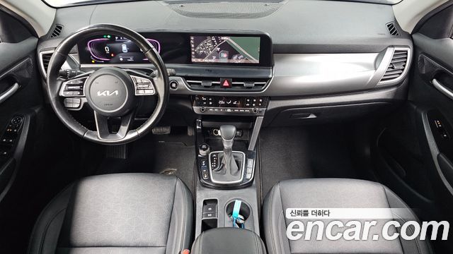 Kia Seltos 2023 — photo 10