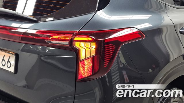 Kia Seltos 2023 — photo 9