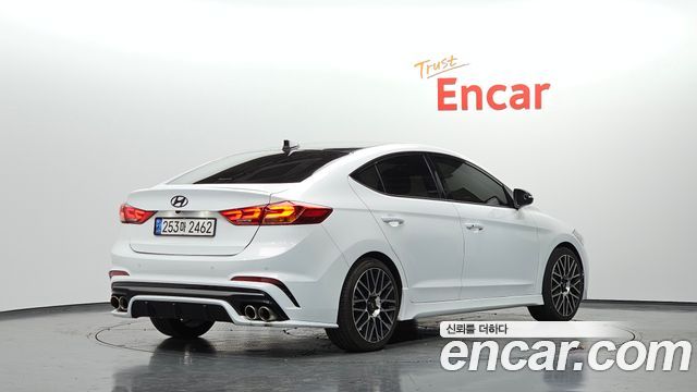 Hyundai AVANTE 2017 — photo 2