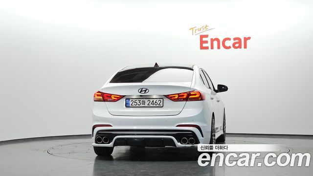 Hyundai AVANTE 2017 — photo 4