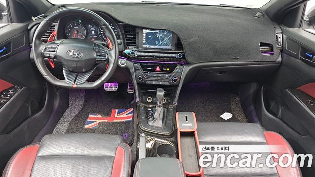 Hyundai AVANTE 2017 — photo 7