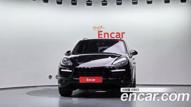 Porsche Cayenne 2013 — photo 3