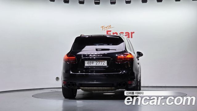 Porsche Cayenne 2013 — photo 4