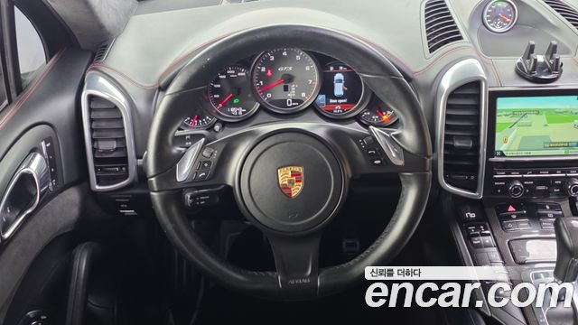 Porsche Cayenne 2013 — photo 13