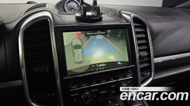 Porsche Cayenne 2013 — photo 15