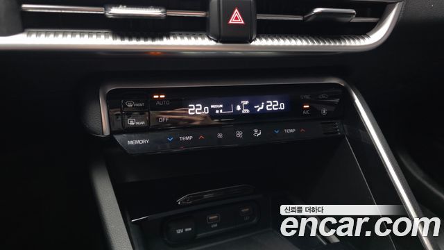 Kia K5 2022 — photo 24
