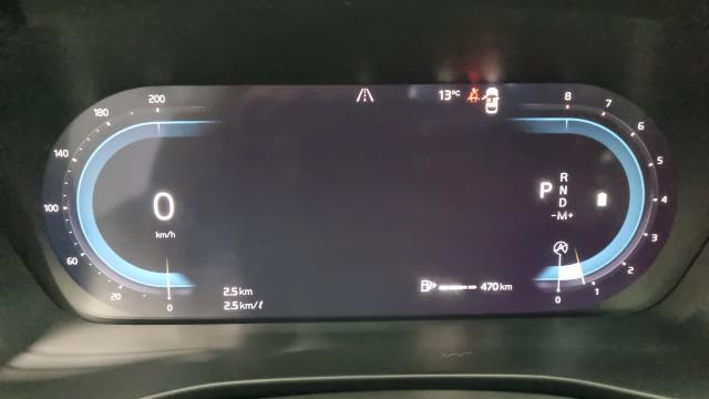 Volvo XC40 2023 — photo 8