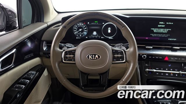 Kia Canival 2021 — photo 13