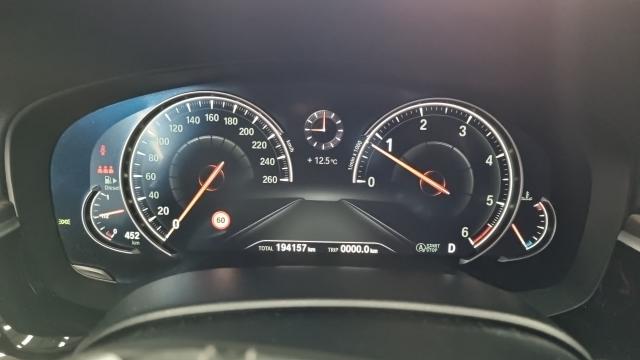 BMW 5-Series 2017 — photo 8
