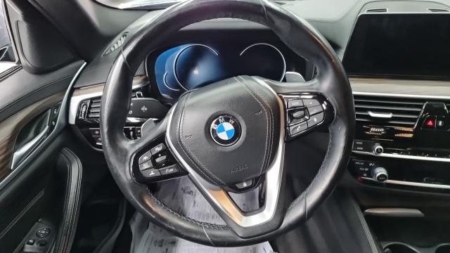 BMW 5-Series 2017 — photo 12