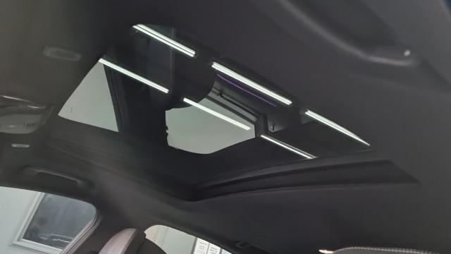 BMW 5-Series 2017 — photo 15