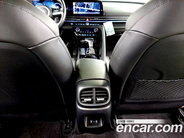 Hyundai AVANTE 2026 — photo 18