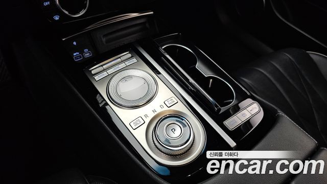 Genesis G80 2022 — photo 12