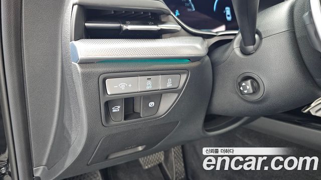 Genesis G80 2022 — photo 29