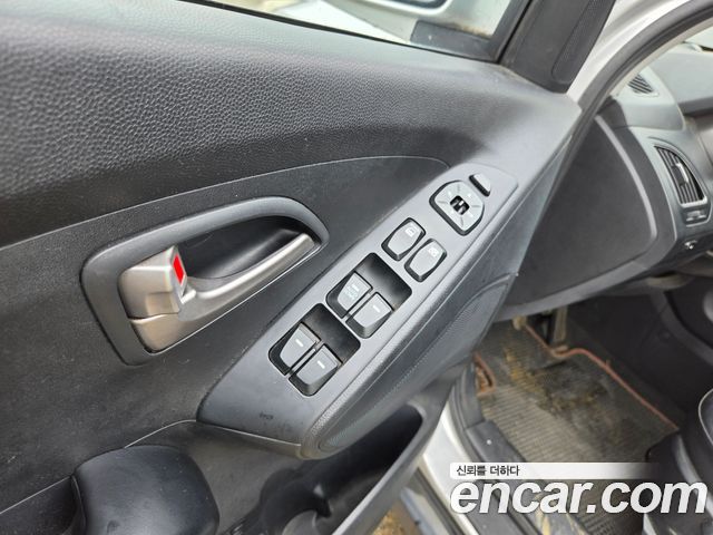 Hyundai Tucson 2010 — photo 10